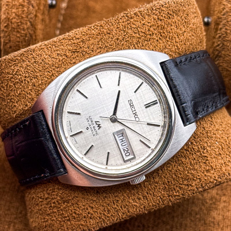 Seiko Seiko - Lord Matic "Linen-dial" 銀輝 (Ginki) – Silver Radiance - No Reserve Price - 5606-7140 - Men - 1971 vintage watch - image 12