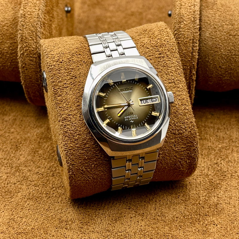 Seiko Seiko - LM Special "Gradient Golden Sunburst" ["Near-NOS"] "Serviced" 金霞 (Kin Kasumi) – Golden Haze - 5216-6020 - Men - 1974 vintage watch - image 10