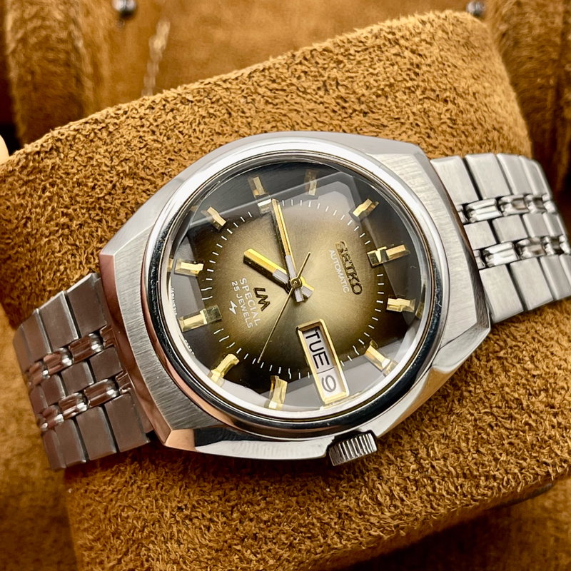 Seiko Seiko - LM Special "Gradient Golden Sunburst" ["Near-NOS"] "Serviced" 金霞 (Kin Kasumi) – Golden Haze - 5216-6020 - Men - 1974 vintage watch - image 13