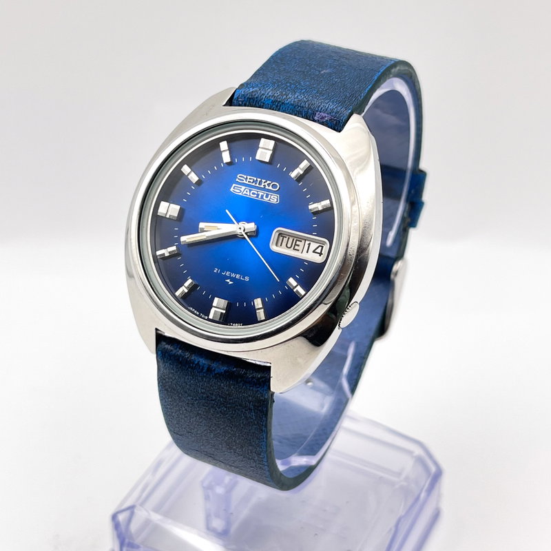 Seiko Seiko - Actus "Vivid Blue Sunburst" 風幻 (Fūgen) – Wind Phantom - No Reserve Price - 7019-7350 - Men - 1974 vintage watch - image 1