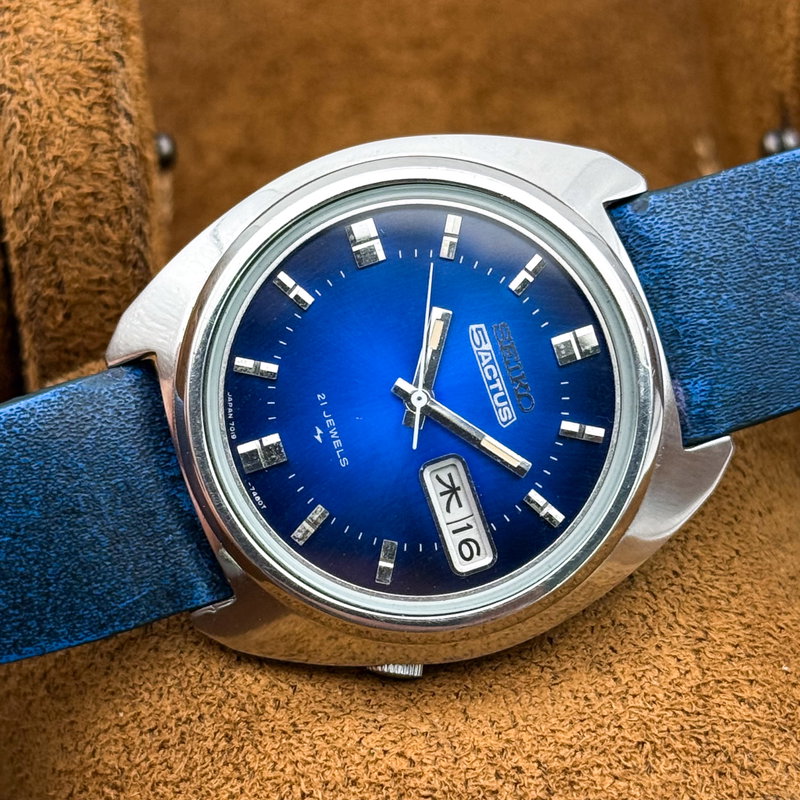 Seiko Seiko - Actus "Vivid Blue Sunburst" 風幻 (Fūgen) – Wind Phantom - No Reserve Price - 7019-7350 - Men - 1974 vintage watch - image 13