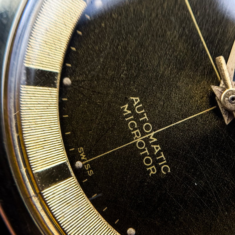 Universal Genève Universal Genève - Polerouter Date 'Tropical Dial' - 204605-3 - Hombre - 1965 vintage watch - image 29
