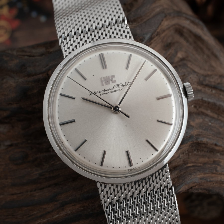 IWC IWC - Caliber C.403 'Serviced' - No reserve price - 2400 - Men - 1970-1979 vintage watch available for auction at Second Vintage