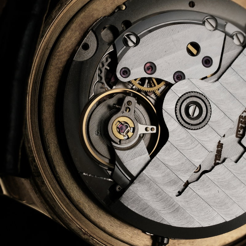 Longines Caliber L994.1 4184 (1980-1989) - image 16