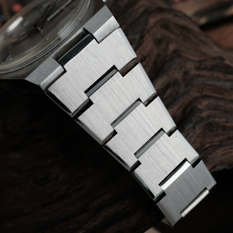 Omega Genève 1660125 (1972) - image 8