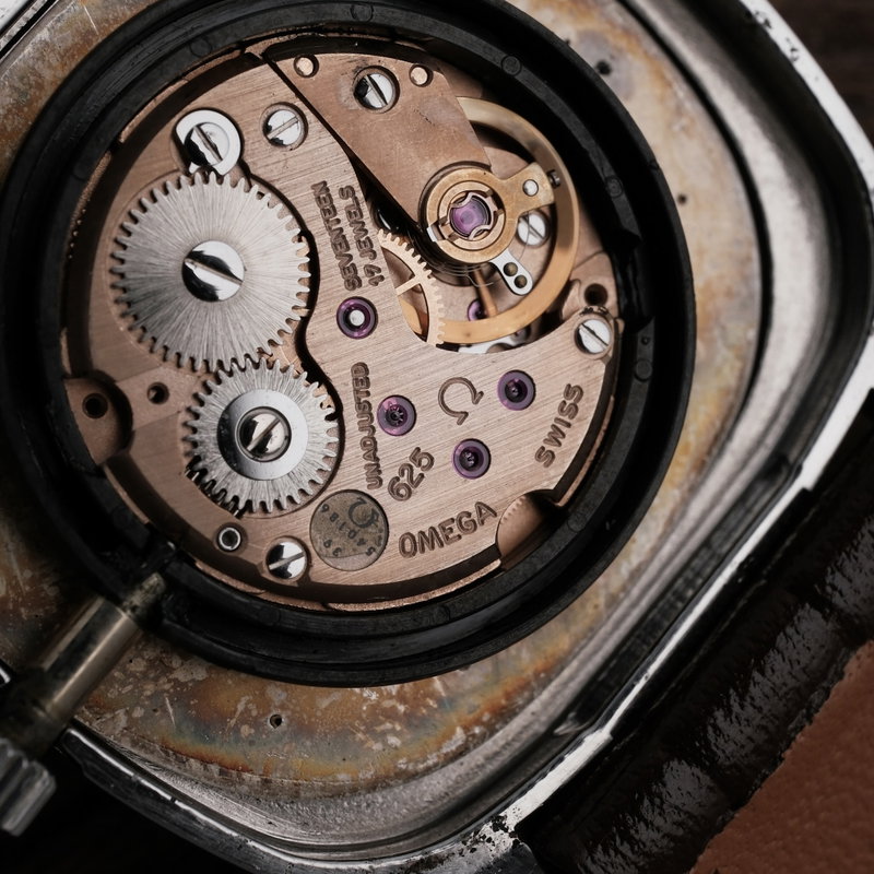 Omega Omega - De Ville Cushion Case - Sin precio de reserva - 111.0132 - Hombre - 1975 vintage watch - image 18