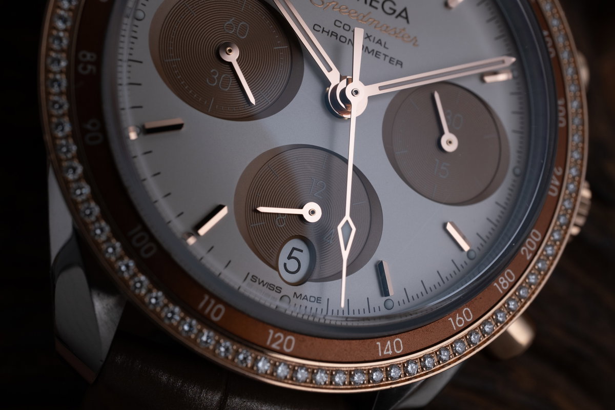 Omega Omega - Speedmaster Chronograph - 324.28.38.50.02.002 - Unisex - 2010-2020 vintage watch - image 10