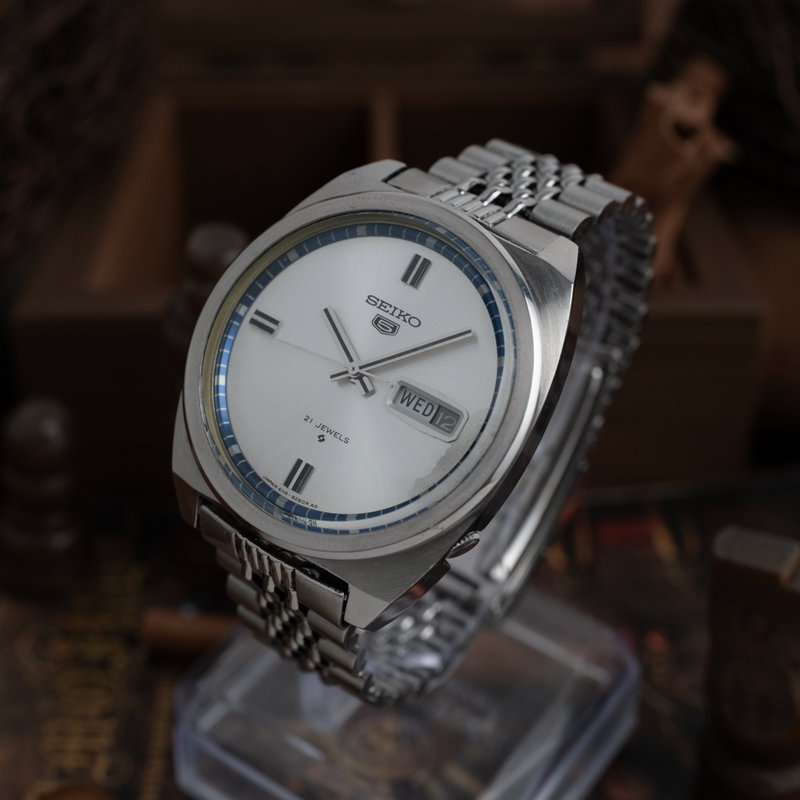 Seiko 5 'Serviced' (1970-1979) - image 8