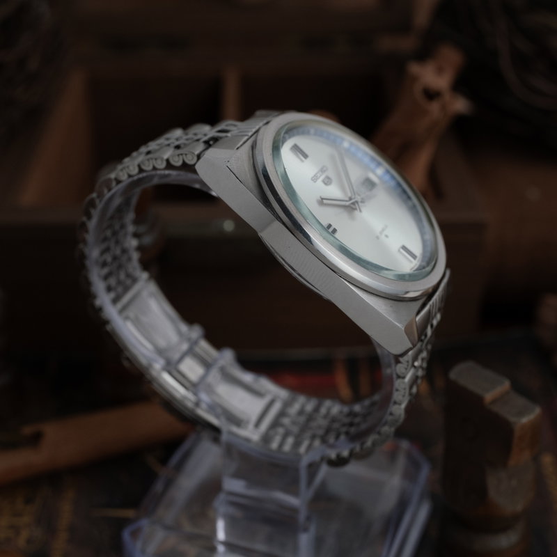 Seiko 5 'Serviced' (1970-1979) - image 10