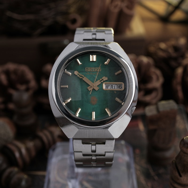 Seiko Advan 5606-7270 (1972) - image 13