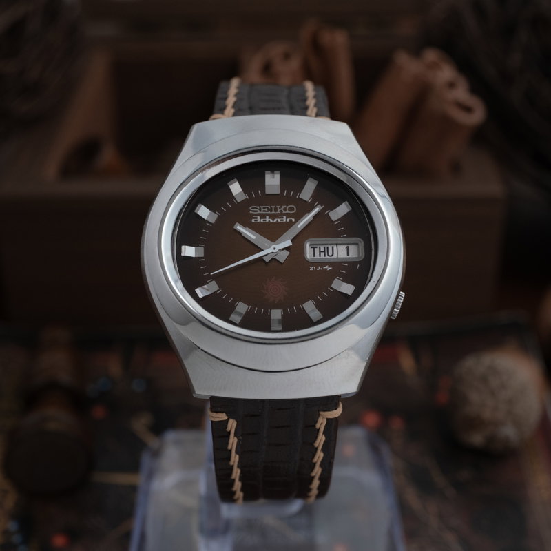 Seiko Advan 'Serviced' 7019-7300 (1973) - image 5