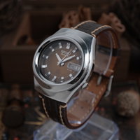 Seiko Advan 'Serviced' 7019-7300 (1973) - image 6