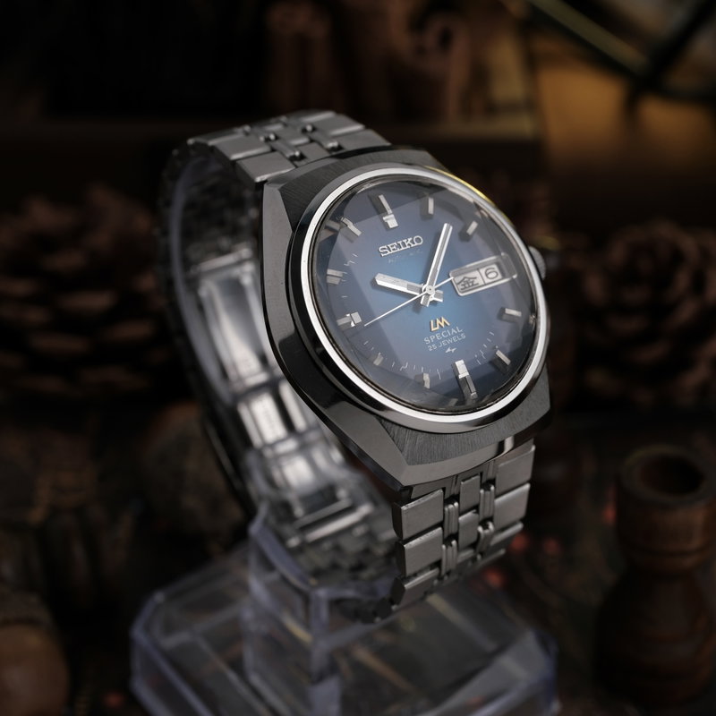 Seiko Lord Matic Special 5216-6020 (1973) - image 2
