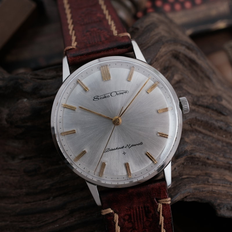 Seiko Crown 15002 (1960) - image 1