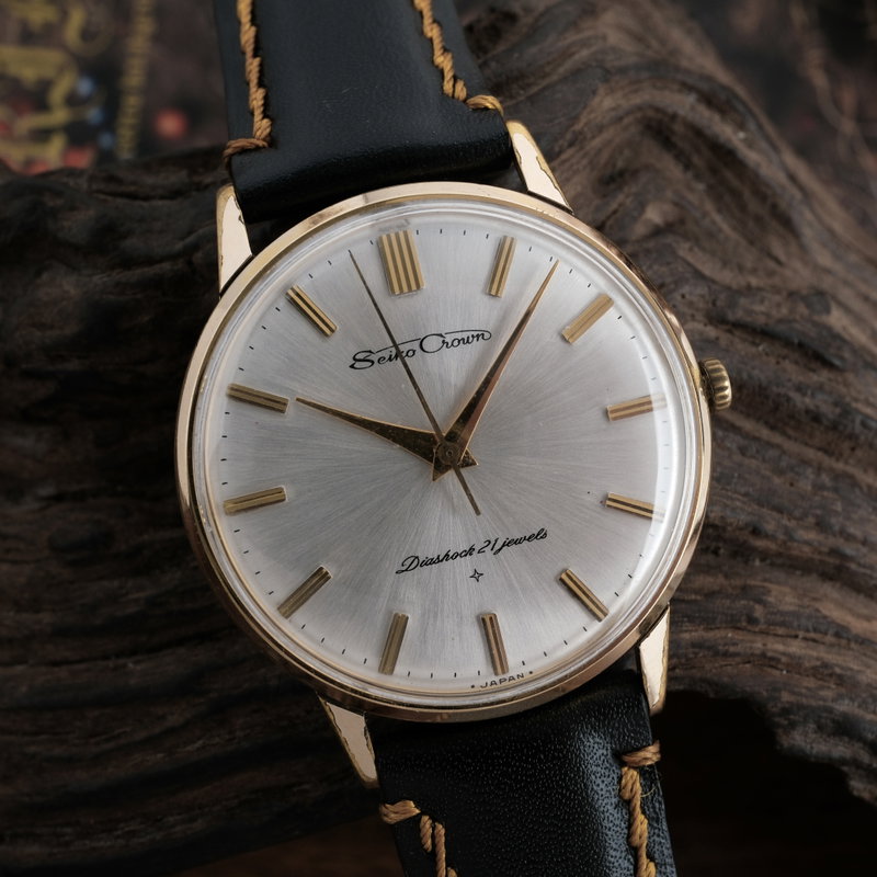 Seiko Crown 572990 (1964) - image 1