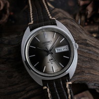 Seiko Lord Matic 5606-7151 (1973) - image 1