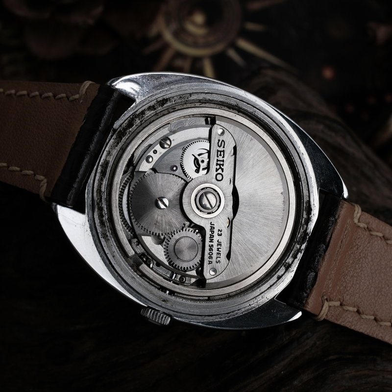 Seiko Lord Matic 5606-7151 (1973) - image 13