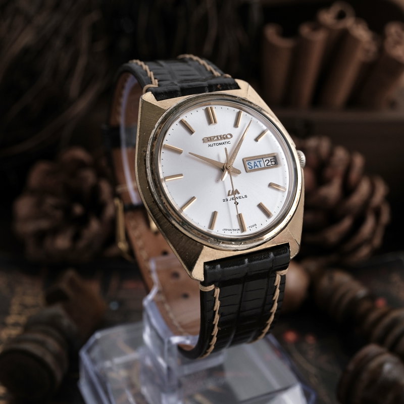 Seiko Lord Matic 5606-7000 (1970-1979) - image 4