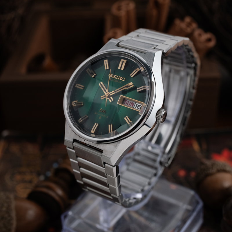 Seiko Lord Matic 'Serviced' 5606-7350 (1974) - image 10