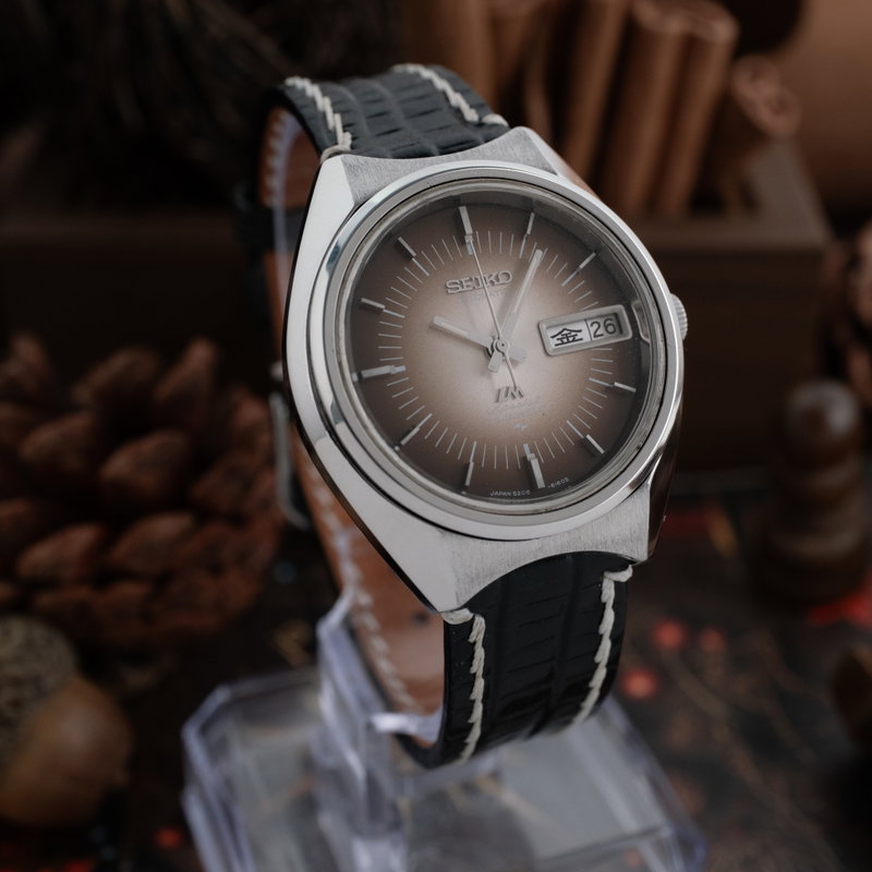 Seiko LM Special 'Serviced' 5206-6110 (1972) - image 4