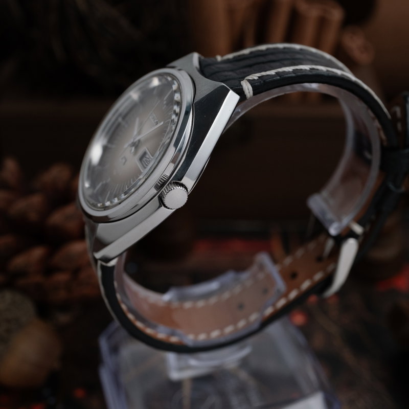 Seiko LM Special 'Serviced' 5206-6110 (1972) - image 6