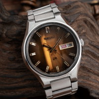 Seiko Lord Matic 5606-7350 (1974) - image 1