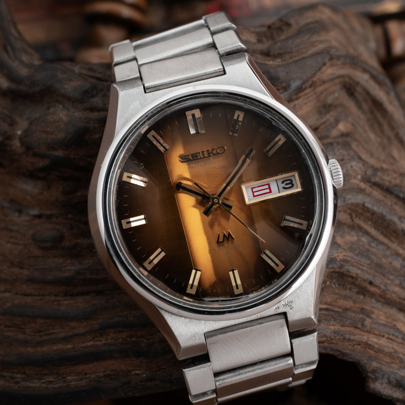 Seiko Lord Matic 5606-7350 (1974) - image 1