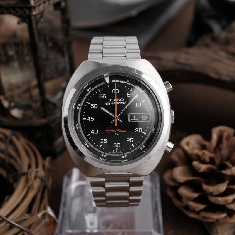 Seiko Seiko - Speed-Timer Chronograph - No reserve price - 7017-6040 - Men - 1971 vintage watch - image 1