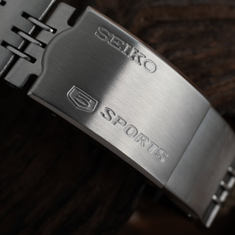 Seiko Speed-Timer Chronograph 6139-7012 (1972) - image 2