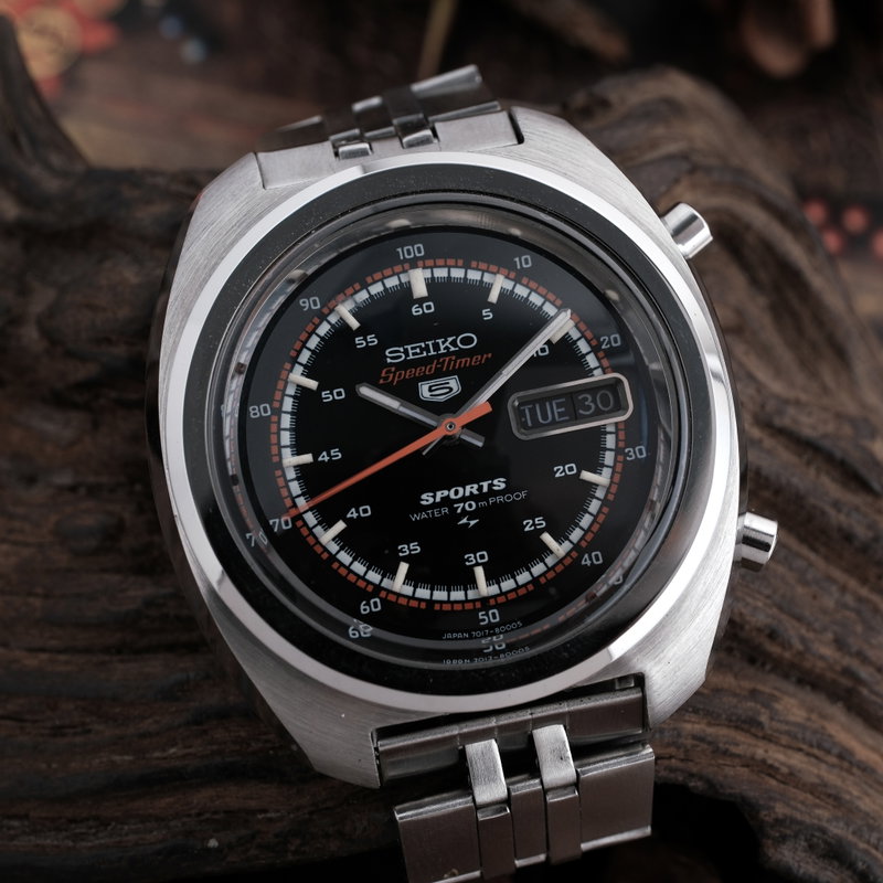 Seiko 5 Sports Speed-Timer 7017-8000 (1970) - image 1