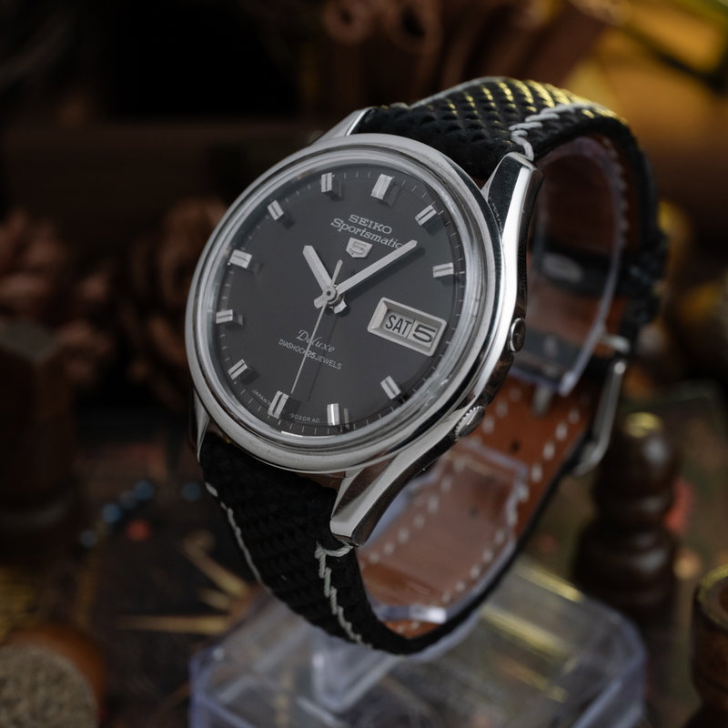 Seiko Sportsmatic 5 Deluxe 7619-7010 (1966) - image 3