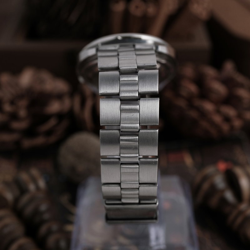 Seiko 5 Actus 7019-7350 (1974) - image 9