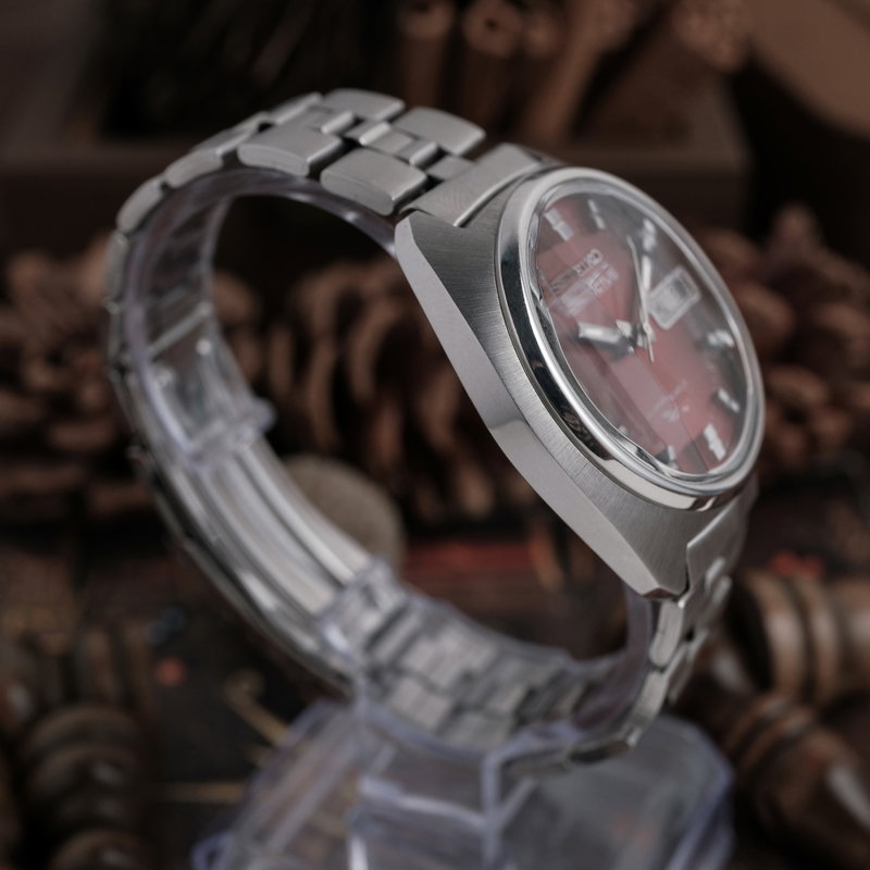 Seiko 5 Actus 7019-7350 (1974) - image 11