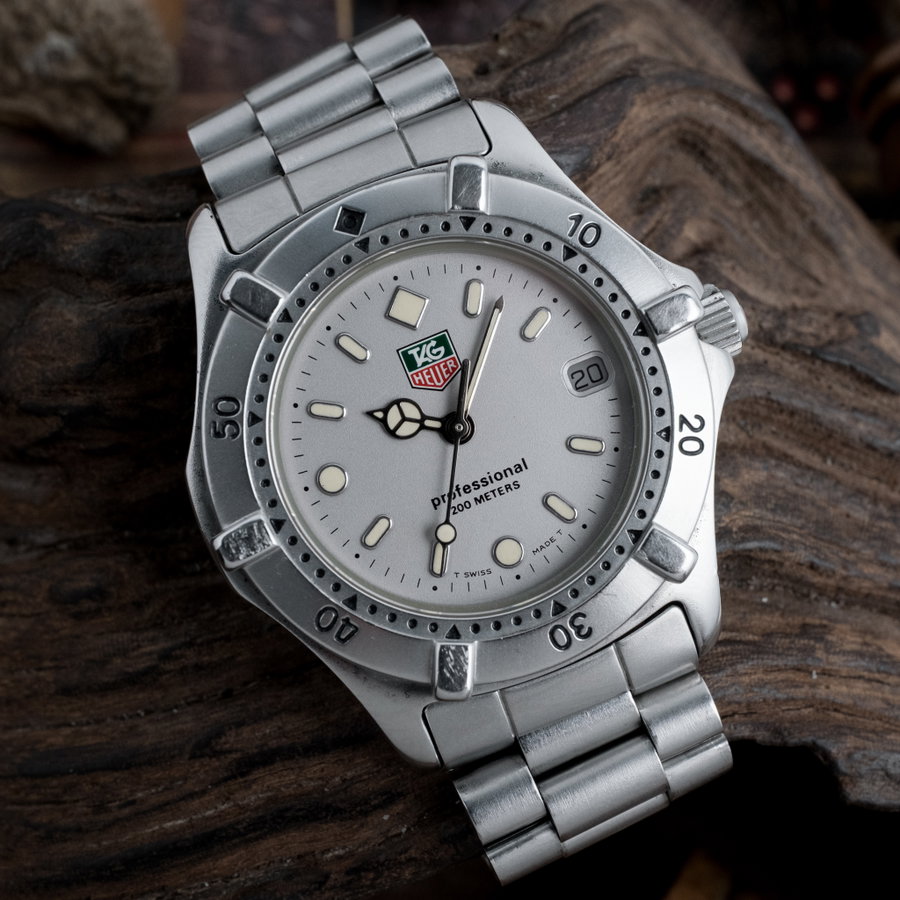 TAG Heuer TAG Heuer - 2000 Professional - No reserve price - WE1211-R - Men - 1990-1999 vintage watch available for auction at Second Vintage