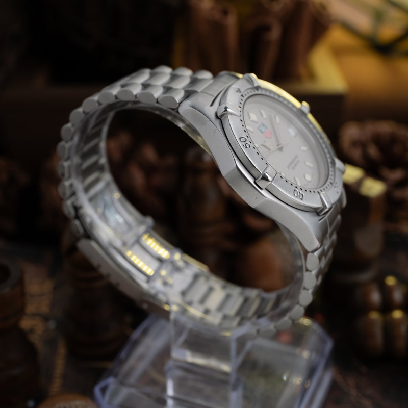 TAG Heuer 2000 Series WE1211-R (1990-1999) - image 5