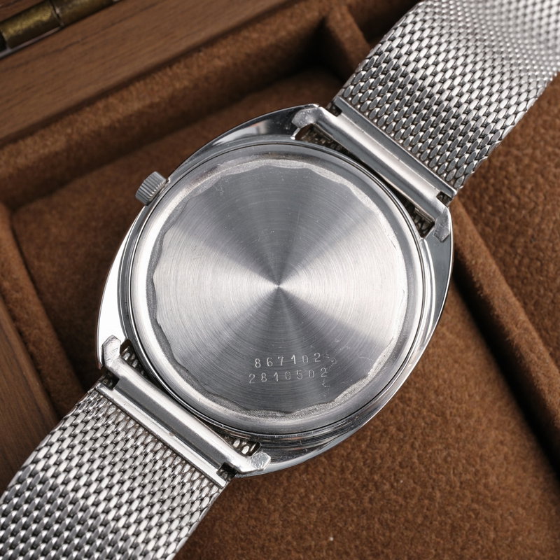 Universal Genève Universal Genève - White Shadow Date - 2810502 - Mænd - 1970 vintage watch - image 15