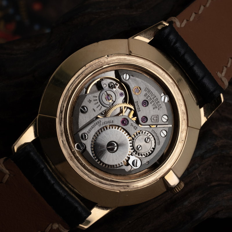 Universal Genève Caliber 1-42 542 101 (1970-1979) - image 12