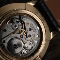 Universal Genève Caliber 1-42 542 101 (1970-1979) - image 14