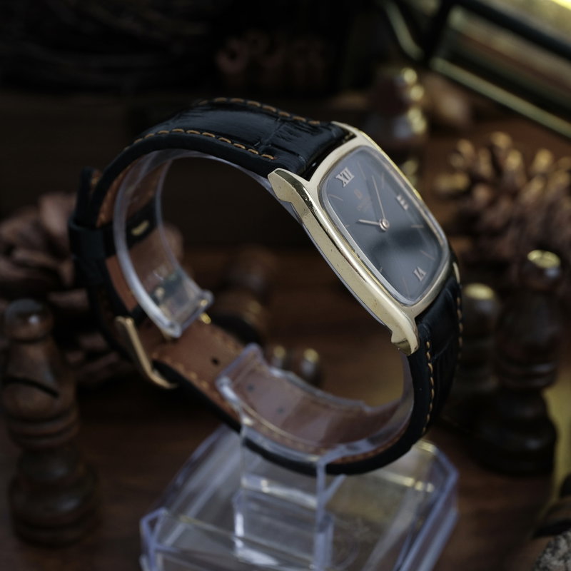 Universal Genève Caliber 1-42 542114 (1970-1979) - image 3