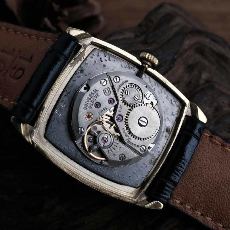 Universal Genève Caliber 1-42 542114 (1970-1979) - image 11