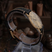 Universal Genève Caliber 1-42 542 101 (1970-1979) - image 5