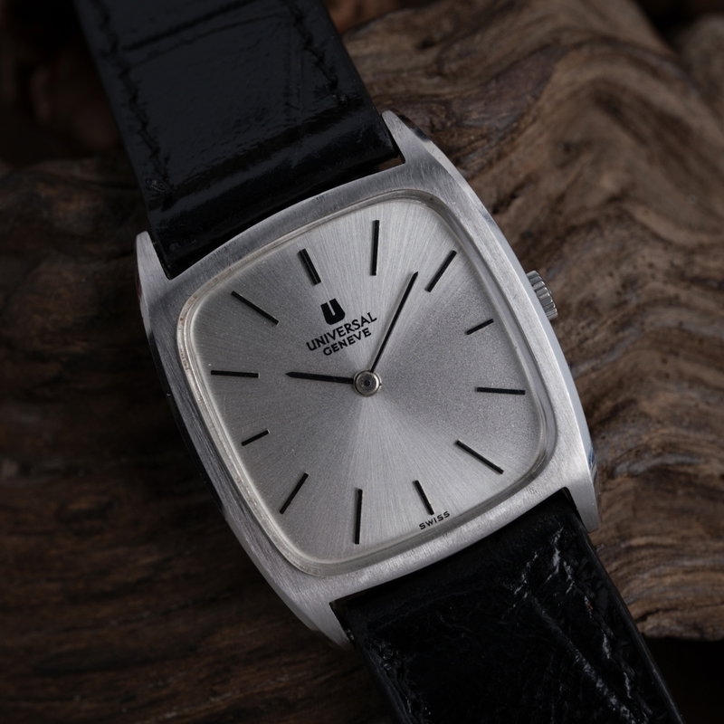 Universal Genève Universal Genève - Caliber 1-42 - Ingen mindstepris - 3254453 - Mænd - 1970-1979 vintage watch - image 1